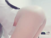 Cô gái Trung Quốc hoàn hảo dương vật giả hồng và giọt sáp